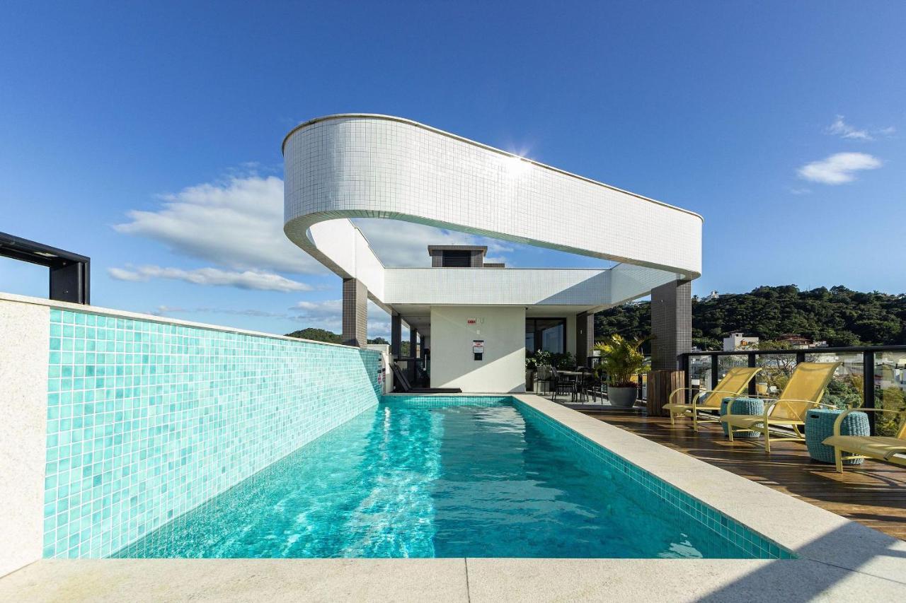 Aion Suites 303 - Lindo Apartamento Com Vista Para O Mar, A 60M Da Praia De Bombinhas, Com Piscina E Academia No Rooftop. Exterior photo